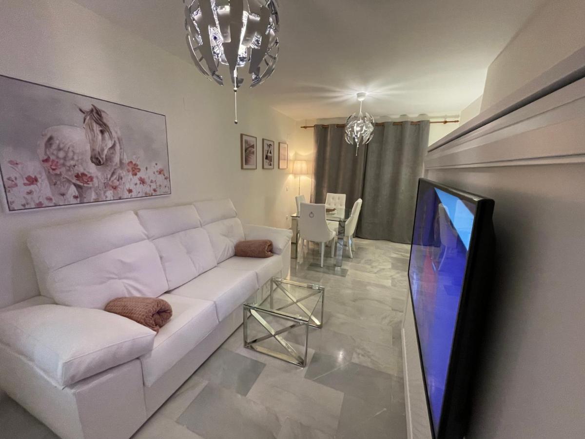 Mi Capricho Luxury Bajo, P03 Apartment Sitio de Calahonda
